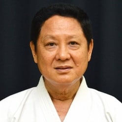 仲里 稔(なかざと みのる)