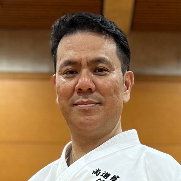 前田 進一郎